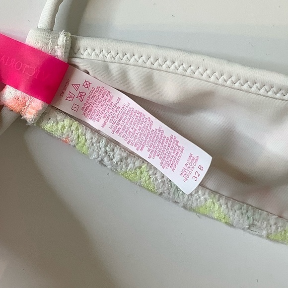 VS geometric halter bikini top push up size 32B - Picture 5 of 11
